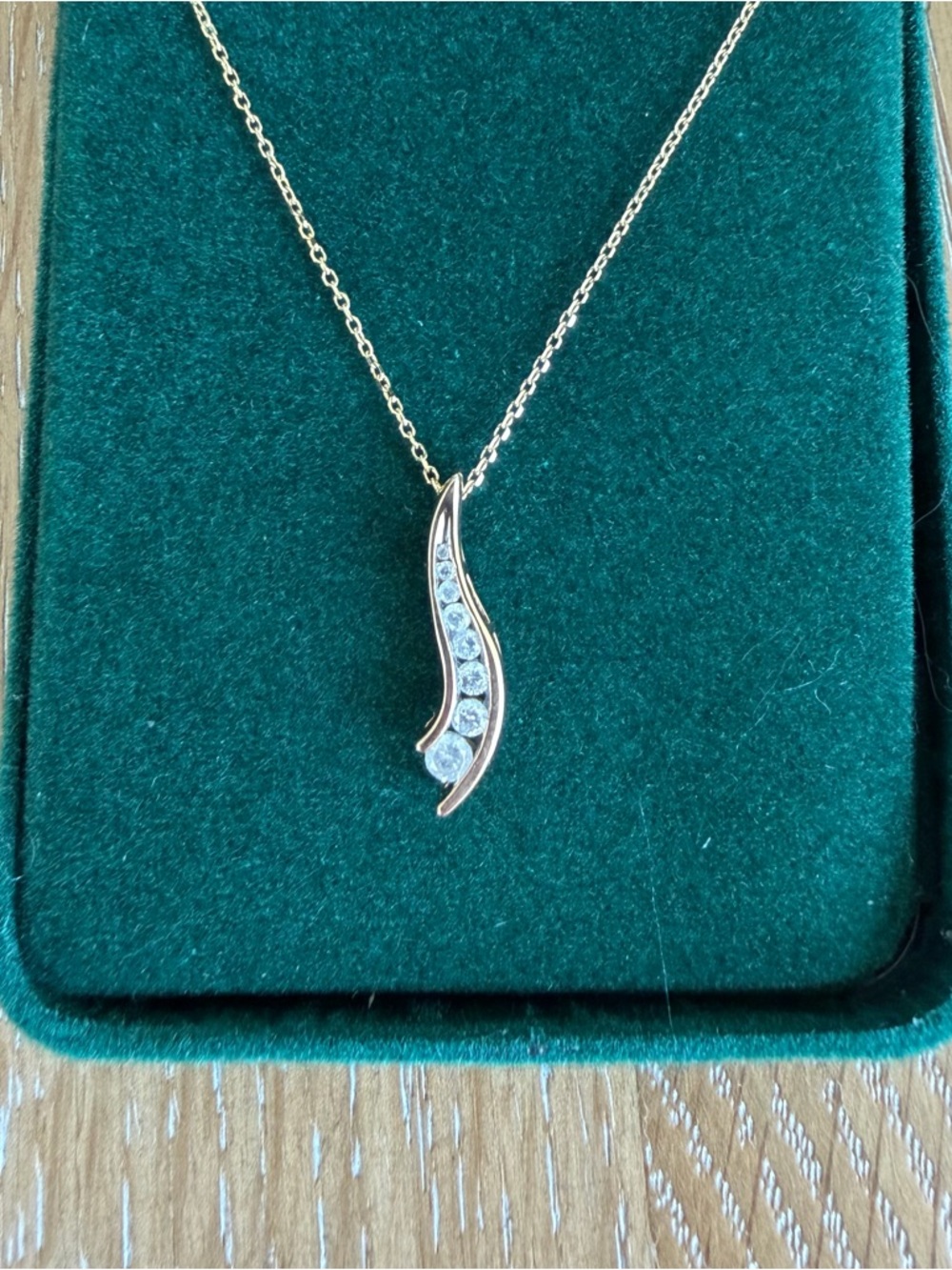 Gold Curved Diamond Pendant Necklace - Picture 2 of 2